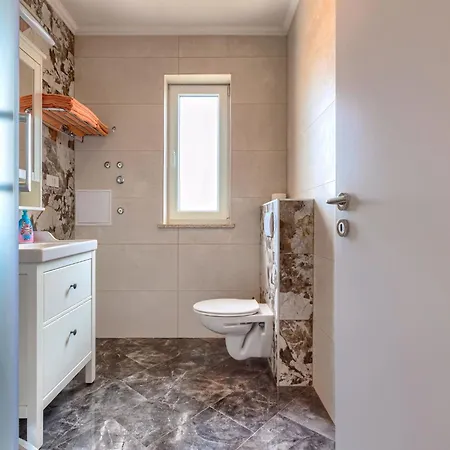 Ester-1 By Interhome Umag