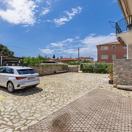 Daire Ester-1 By Interhome