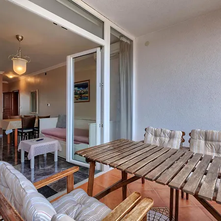 Daire Ester-1 By Interhome Umag