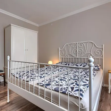 Ester-1 By Interhome *