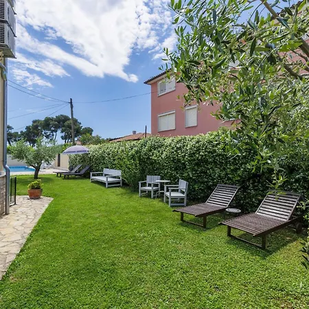 Διαμέρισμα Ester-1 By Interhome *